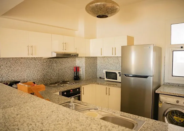 Nayah Stays, Joubal Lagoons Terrace Daire
