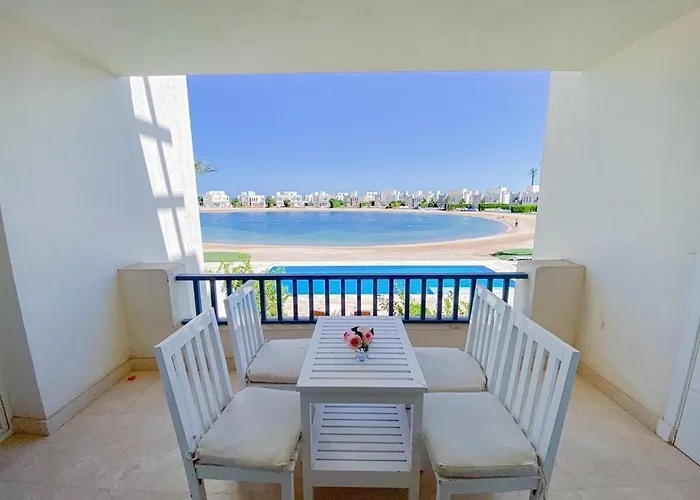 Nayah Stays, Joubal Lagoons Terrace Daire *