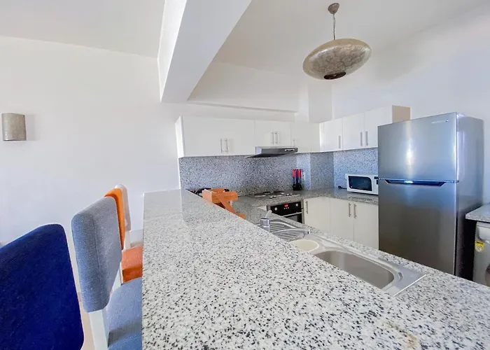 Nayah Stays, Joubal Lagoons Terrace Daire *